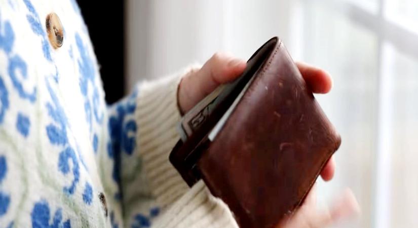 Kifolyik a pénz a kezedből? Az 50/30/20-as trükk és a borítékrendszer megmenti a családi költségvetést