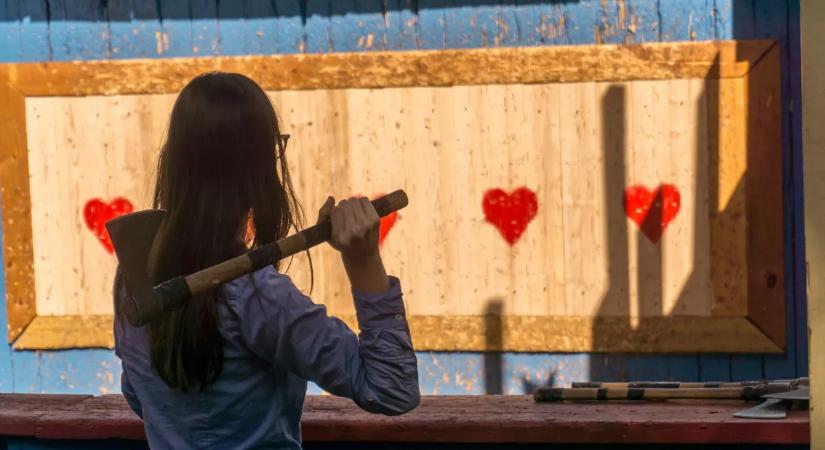 DNS-portré, baltadobálás, hajmeresztő Valentin-napi randiötletek