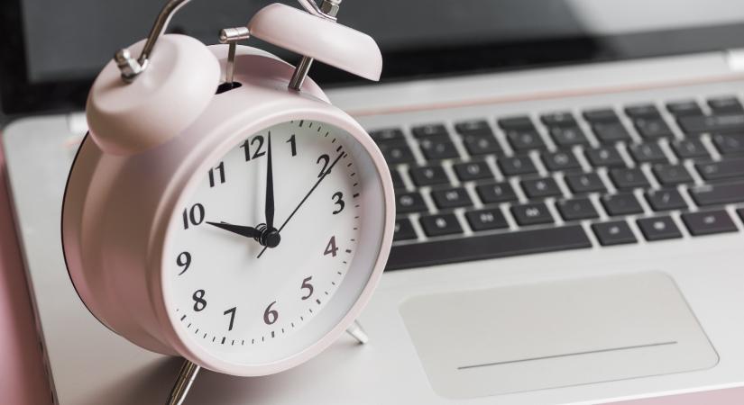 Fontos határidőre figyelmeztet a NAV