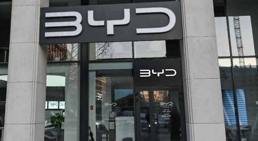 Hoppá! A BYD beperelte Donald Trumpékat
