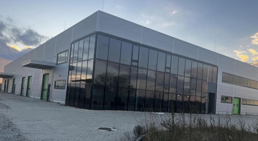 Újabb „szellem-gyümölcsfeldolgozót” talált Hadházy Ákos