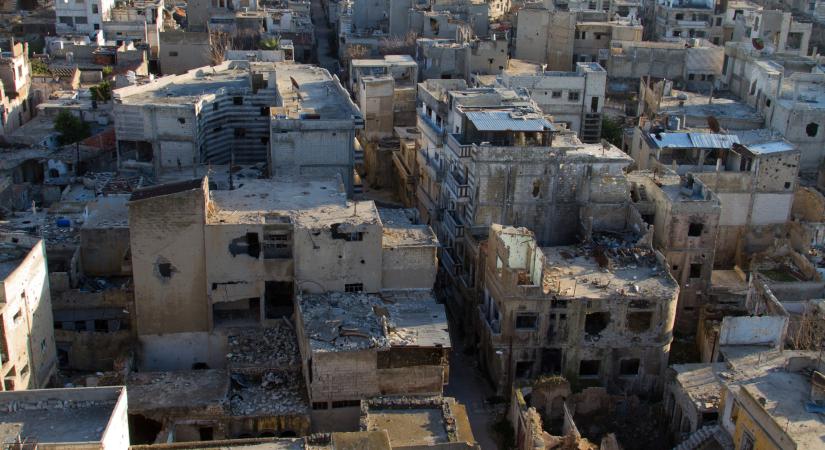 Egy éve még egy posvány diktatúra volt, már 10 százalékot nő a GDP, ahogy leváltották a rezsimet