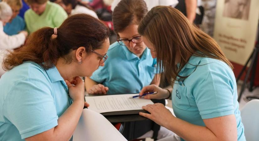 Tizenkét csapat mérte össze tudását az egri kórház emlékversenyén