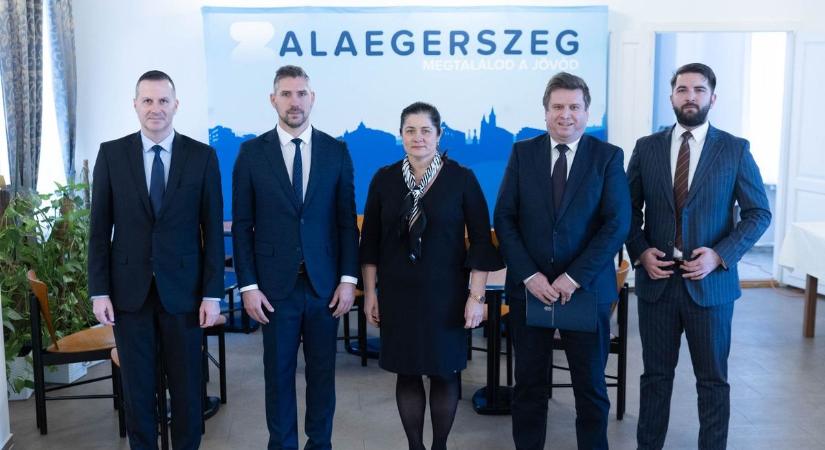 Több száz milliárdos fejlesztések: gyorsabban érünk Nagykanizsára és Egerszegre (galéria)