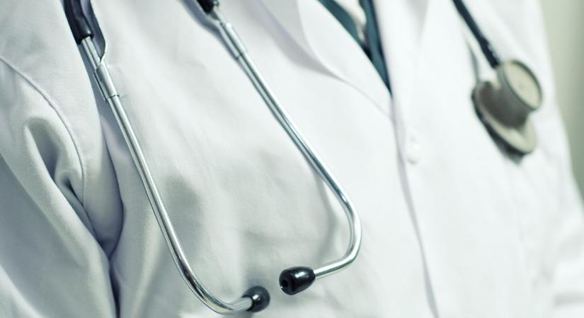 Újra működtethetne etikai bizottságot az orvosi kamara, a belügyminiszter sem ellenzi