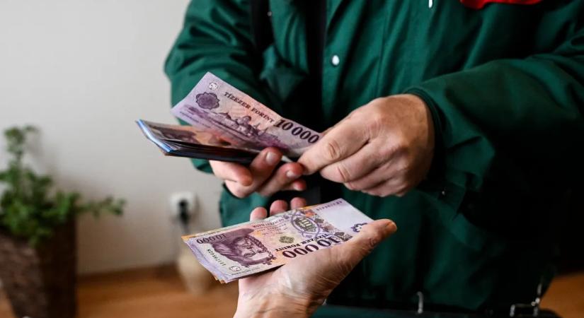 Példátlan nyugdíjutalás – két nap alatt 560 ezer forint érkezik egy átlagos nyugdíjashoz
