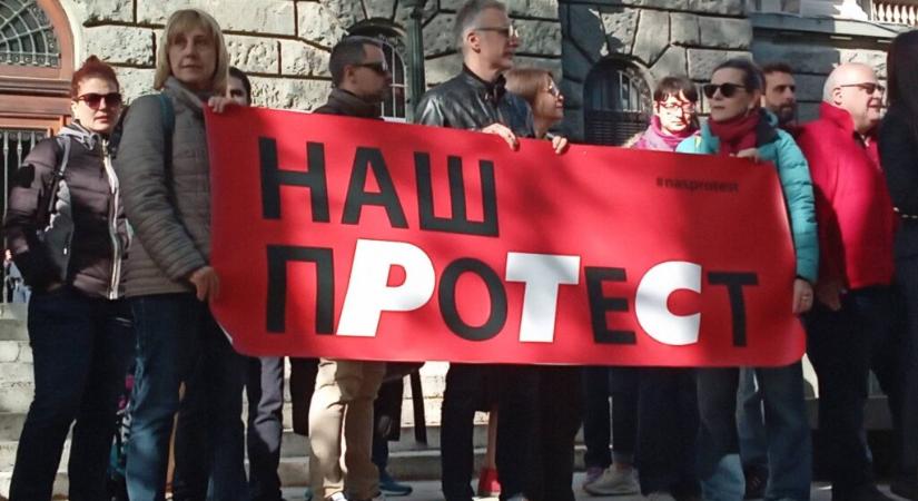 Tiltakoznak a dolgozók a köztévé új igazgatója ellen