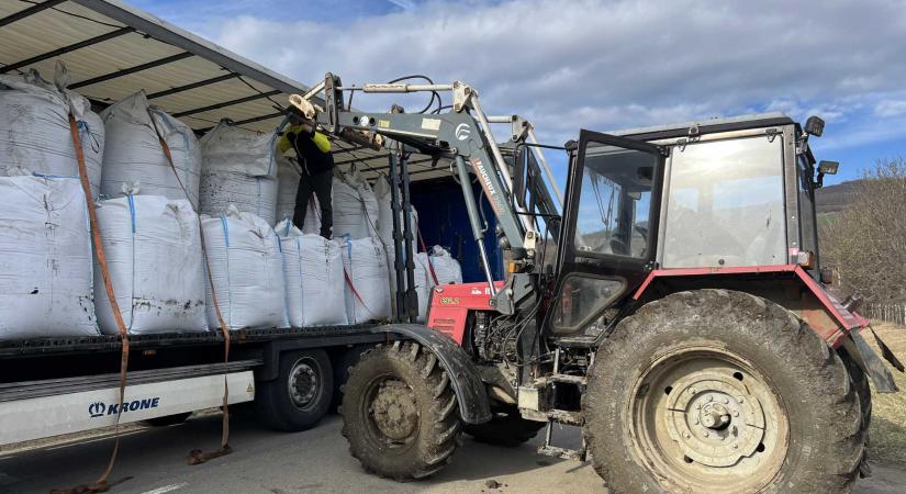 Parajdi bányakatasztrófa: talajjavítót kapnak a Kis-Küküllő menti gazdák (VIDEÓ)