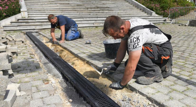 A munkavállalók 37%-a tart attól, hogy elveszíti az állását