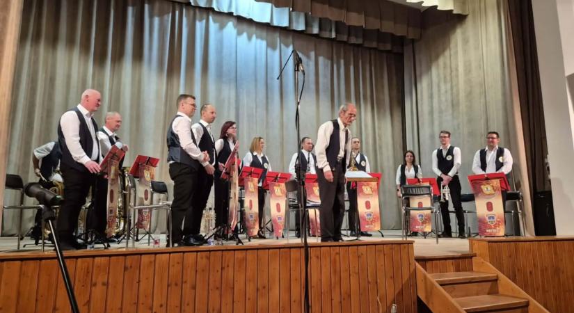 Ötven év muzsika, közösség és hivatás – Taletovics Márton az Egyetemes Kultúra Lovagja lett