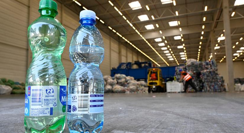 Több lehet, mint 15 cent? Így vélekedik a rendszer kezelője a palackok visszaváltási díjáról
