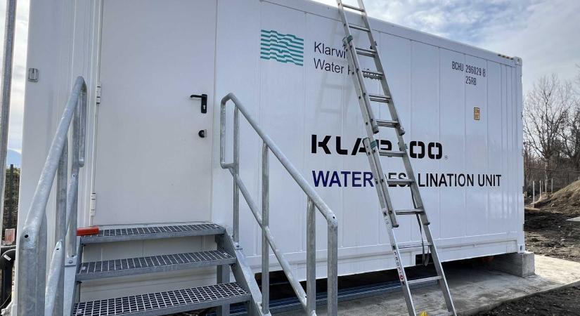 Beüzemelhetik a harmadik sótalanító berendezést Maros megyében – Átadták a küküllőszéplaki vízüzemet (VIDEÓ)