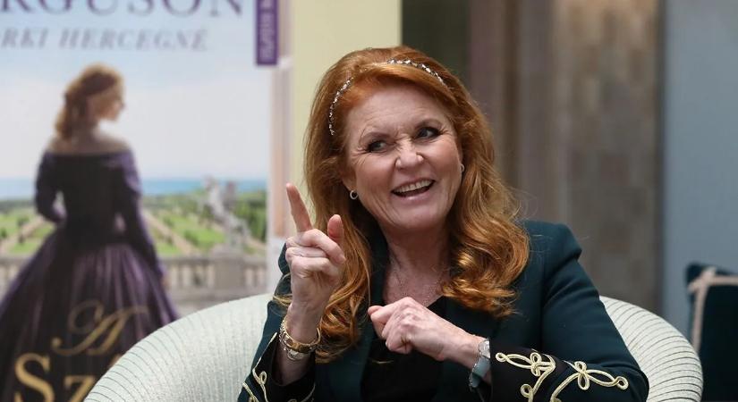 Újabb királyi botrány: András herceg volt felesége harisnyában eredt egy riporter után