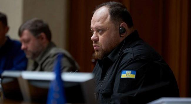 A Legfelső Tanács idő előtt befejezte a munkát, és február végéig szünetre ment