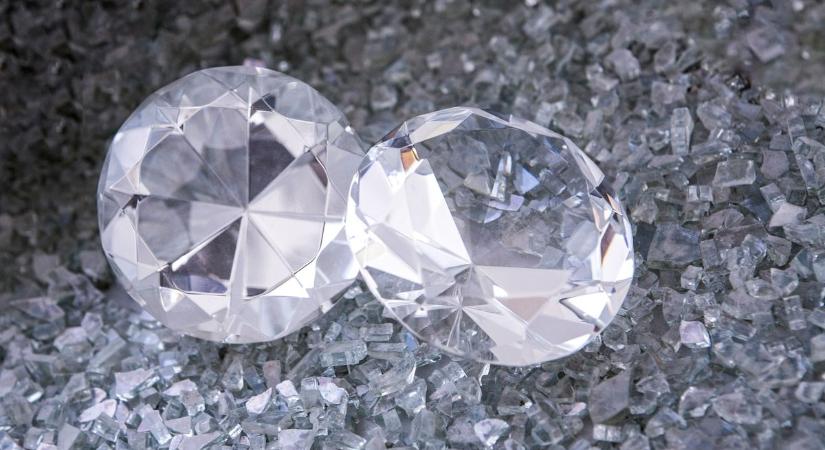 Fényesebben ragyognak a kritikus nyersanyagok ásványai, mint a gyémánt: itt a botswanai fordulat