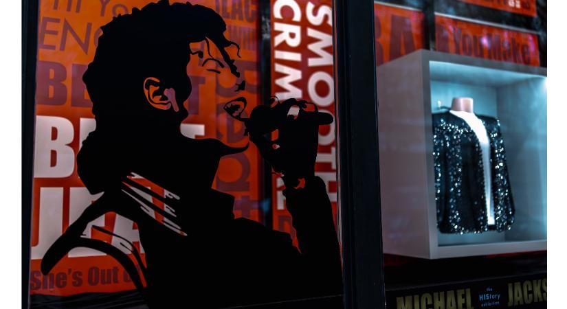 Új relikviák és meghosszabbított nyitvatartás a MICHAEL: The HIStory Kiállításon