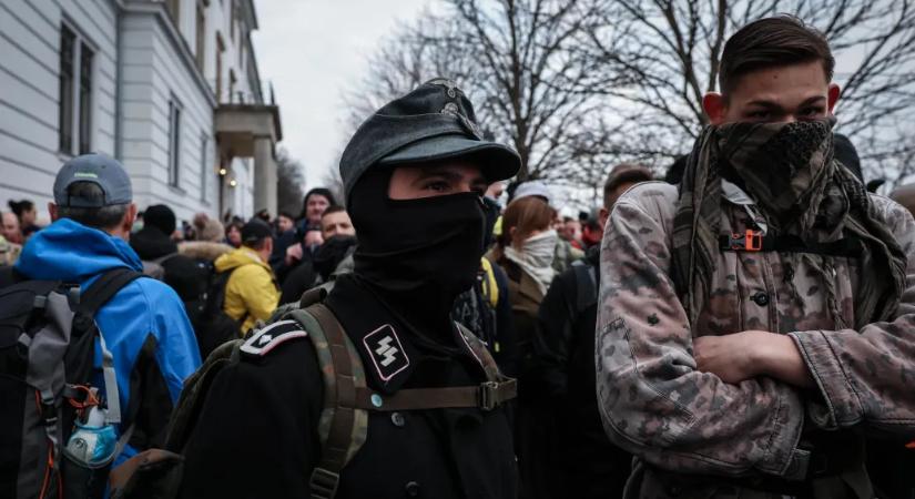 A BRFK megvédi a szélsőségesektől a kitörés túra szélsőjobboldali résztvevőit