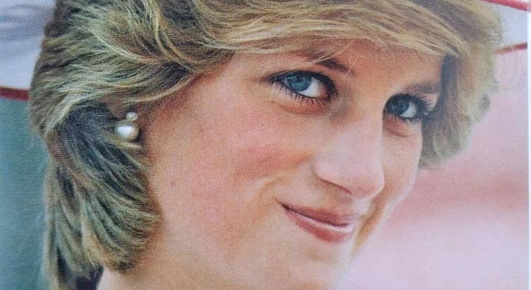 Letarolták a Bécsi Operabált: Diana hercegnő unokahúgai mindenkit háttérbe szorítottak