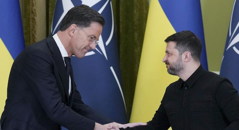 Sikeres koldulás: a NATO-tagok százmillió dolláros felajánlást tettek Ukrajnának