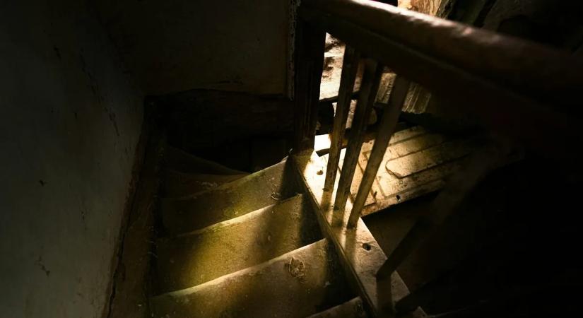 Megdöbbentő felfedezés: titkos alagutat találtak a múzeumban