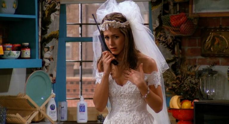 Hazavinné a Jóbarátok egyik szereplőjét a nappaliba? Chandlert vagy Rachelt választaná?