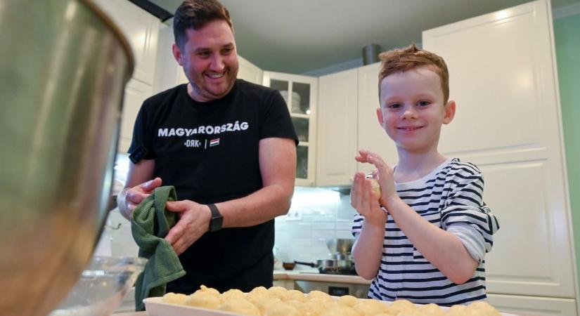 Így készül a vándorkupát érő győrsági fánk: megtudtuk a recept titkát – videó, sok fotó