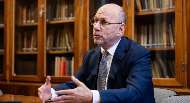 A jogtudós szerint több probléma is felmerül a kormány rendeletével kapcsolatban