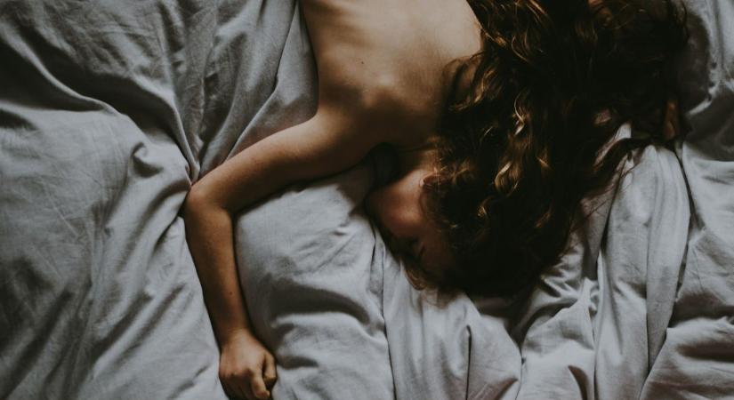 Tudtad? A meztelen alvás rendkívül egészséges, még télen is!