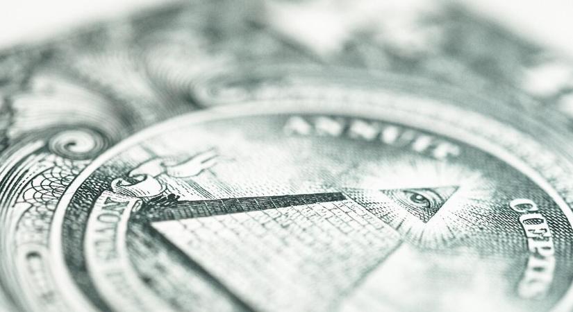 Bal lábbal kelt a forint, 320 felé közelít a dollár