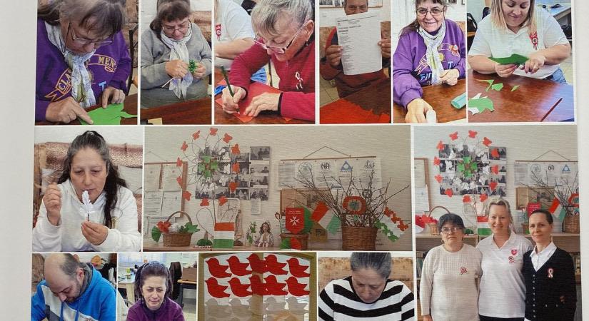 Nem kell mindent feltölteni a Facebookra: a segítség utat mutathat az önző világban!