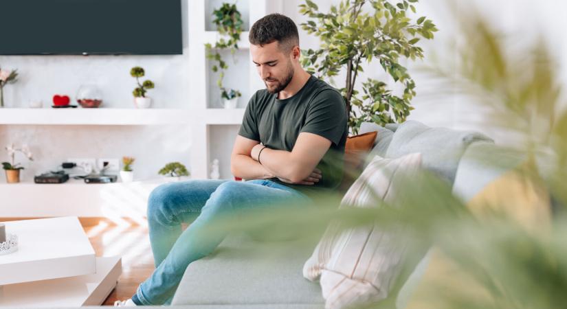 Jelek, hogy baj van a hasnyálmiriggyel – Árulkodó lehet az evés utáni hasfájás