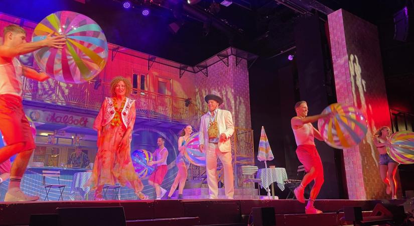 Anconai szerelmesek a Balatonon – A 80-as évekbe repít vissza a József Attila színház új darabja