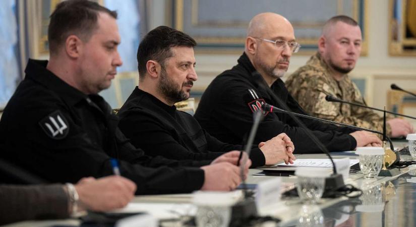 The Atlantic: Zelenszkij inkább nem köt békét, mint hogy egy „rossz alkut” erőltessen Ukrajnára