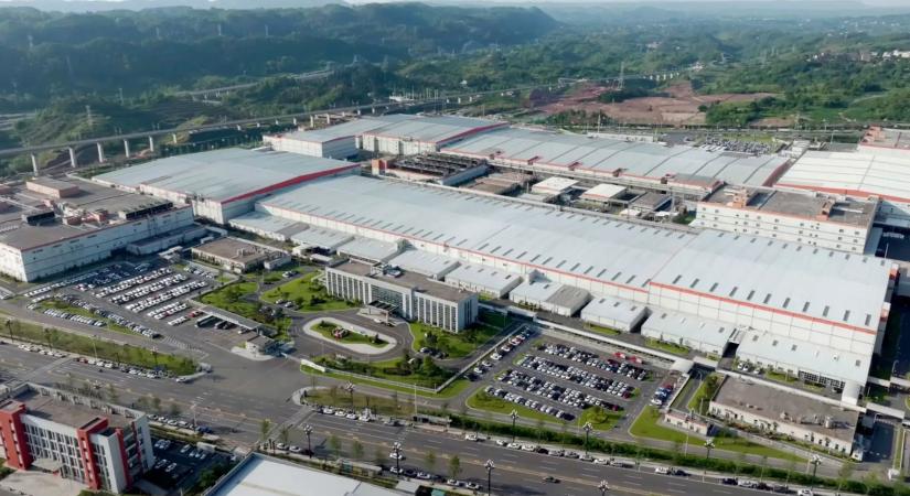 Súlyos baleset történt a debreceni CATL-gyárban