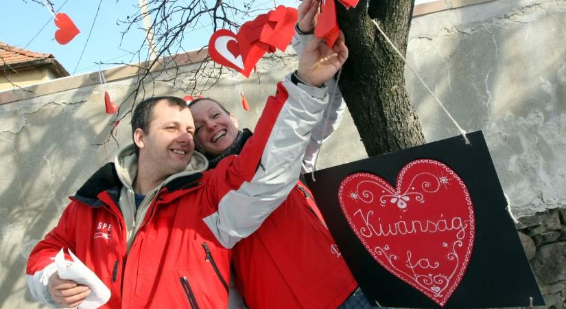 Tényleg szeret vagy érzelmileg manipulál? Így ismerhetjük fel, hogy melyik az igaz