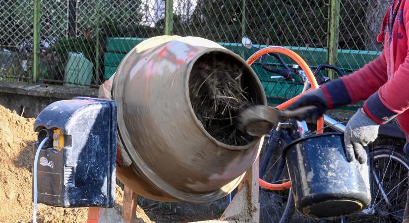 Év végére kicsit felpörgött a magyar építőipar, így négy éve nem látott jó éve lett 2025