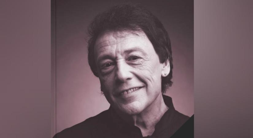 Fenyő Miklós halála után hirtelen két kötet lett a legkeresettebb a szolnoki könyvtárban