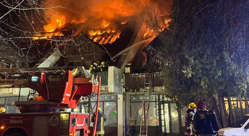 Budakeszi polgármestere is megszólalt a katasztrófáról, a beszakadt födém alatt voltak a halottak