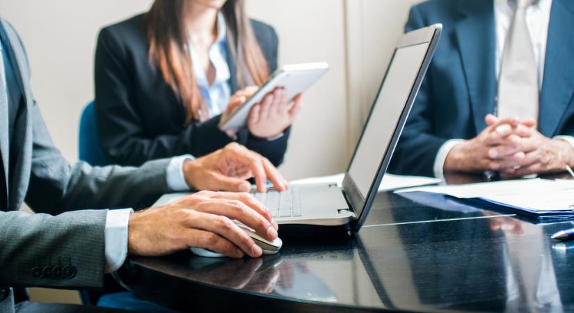 Megújul az egyéni vállalkozók elektronikus bejelentőfelülete