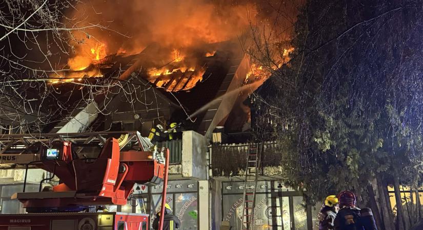 Kigyulladt egy munkásszálló Budakeszin, többen életüket veszthették