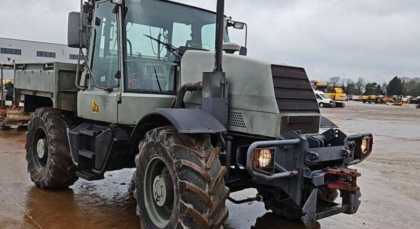 Láttál már ilyen traktort? Mi még nem!