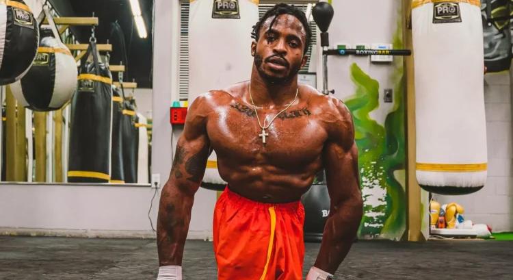 A lábak nélküli Zion Clark ma mérkőzik a UFC nehézsúlyú ex-harcosával a Karate Combatban