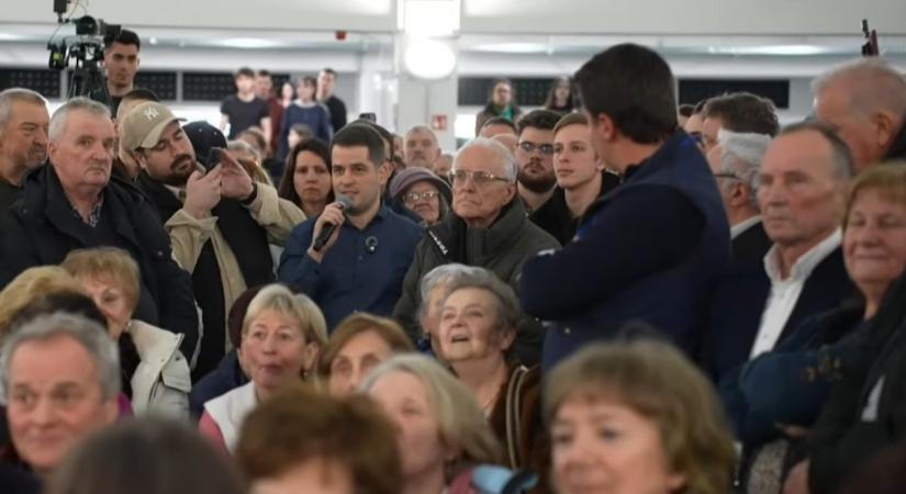 „Partnerséget és válaszokat kértünk” - Kósa Roland a győri Lázárinfón több fronton szembesítette a minisztert