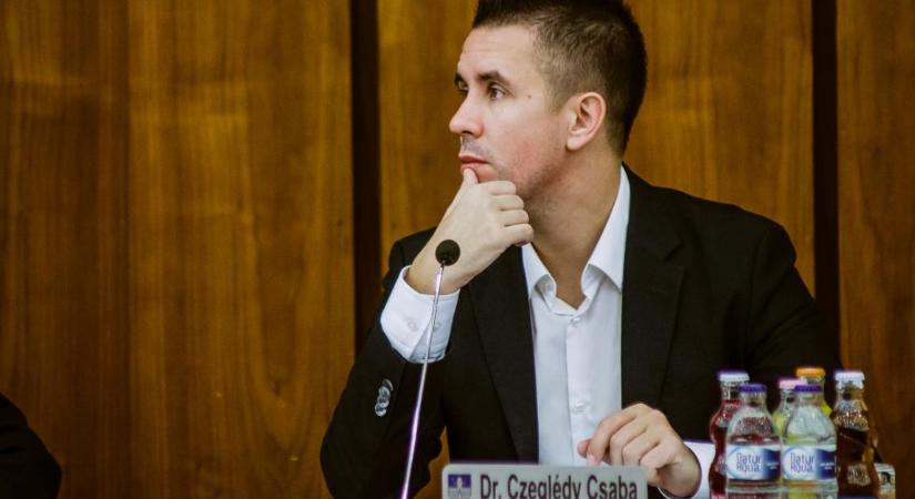 Első fokon hét évet róttak ki Czeglédy Csabára