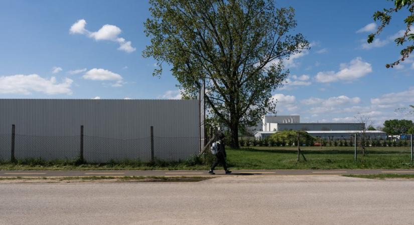 Gödi akkugyár: akár emberölés gyanúja miatt is lehetne nyomozni az ügyvéd szerint