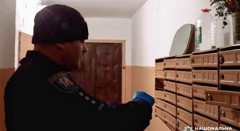 Italozás közben kézigránátot robbantott barátja lakásában egy szökött katona Kijevben, egy halott, két sérült