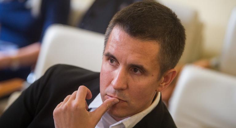 Hét év börtönre ítélték Czeglédy Csabát, szerinte nagy lépést tettek a teljes felmentés felé