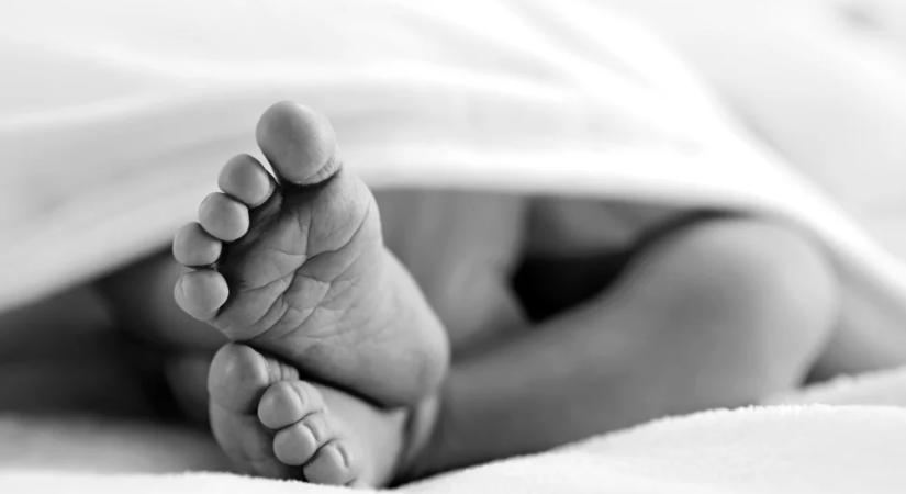 Horroranya: megszülte, majd fagyasztóba rakta az újszülött gyermekeit