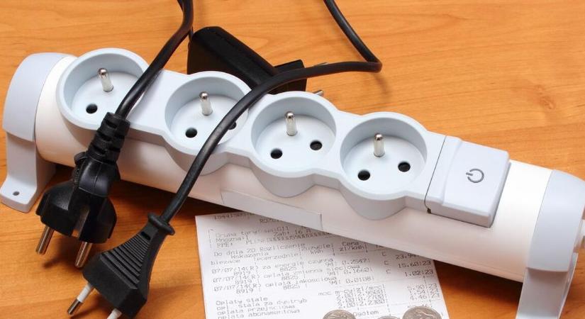 Az éj leple alatt kiderült, mennyibe kerül a rezsivédelem a kormánynak