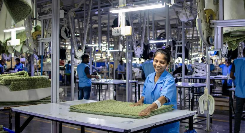 Özönlenek Oroszországba a munkavállalók – meglepő, honnan érkezik az utánpótlás